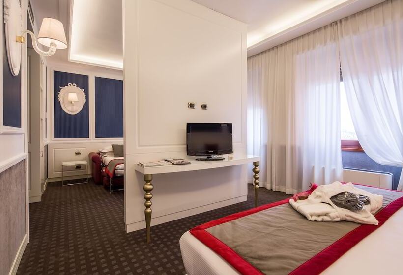 Camera Familiare, Grande Albergo Roma