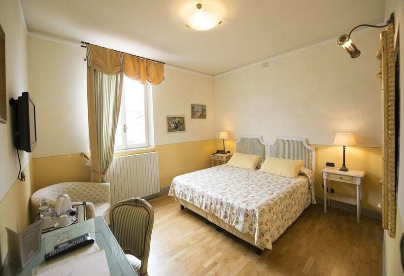 标准间带湖景, Posta