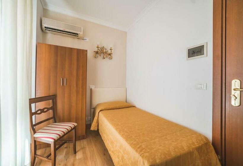 חדר סטנדרט יחיד, Gh Hotel San Giusto