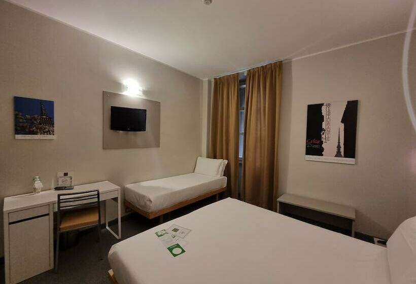 Номер Стандарт Трехместный, Green Class Hotel Astoria