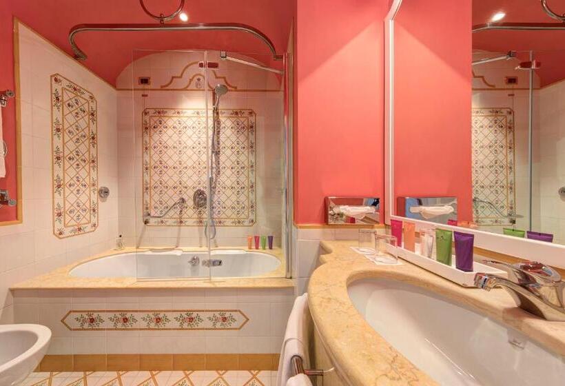 Номер Премиум, Grand Hotel Royal