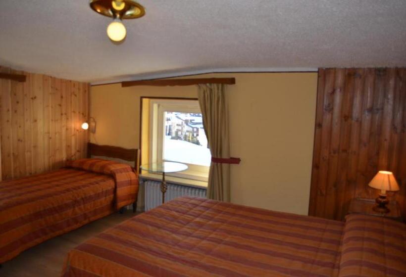 اتاق استاندارد سه نفره, Savoy Sestriere