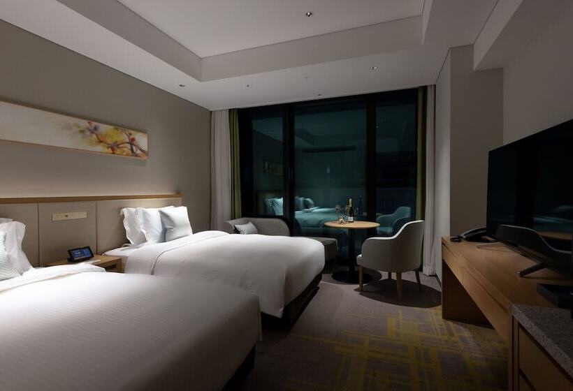 Номер Премиум, Miyako Hotel Hakata