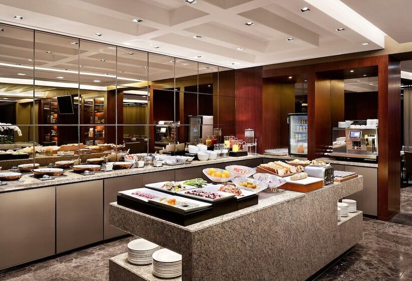 Номер Executive, Westin Josun Seoul