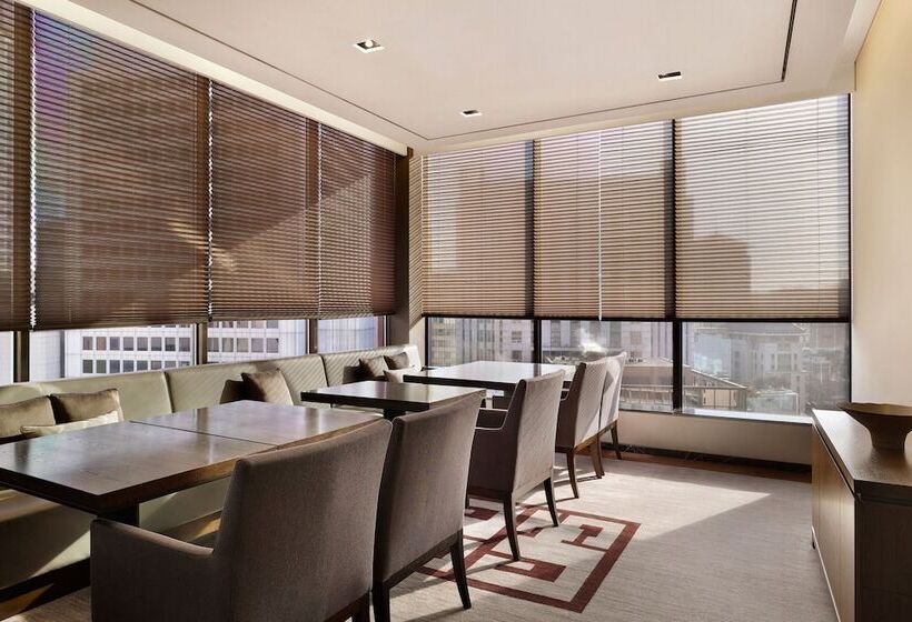 Люкс Real 2 Спальни, Westin Josun Seoul