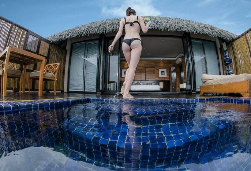 ویلای یک اتاق خوابه با استخر شنا, Adaaran Prestige Vadoo   Adults Only Premium All Inclusive With Free Transfers  15 Minutes Away From
