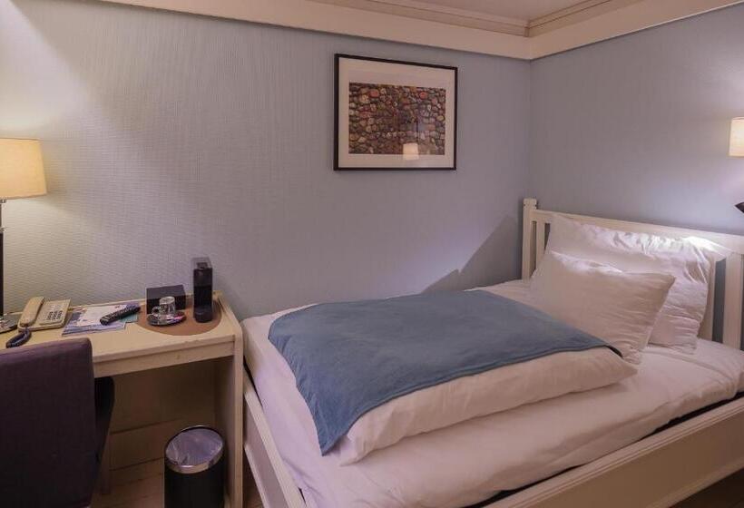标准单人间, Strand Hotel Fevik   By Classic Norway Hotels