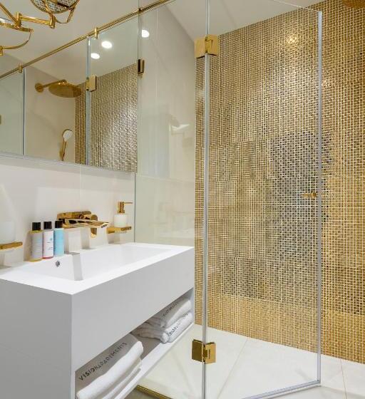 استودیوی استاندارد, Visionapartments Bucharest Calea Victoriei
