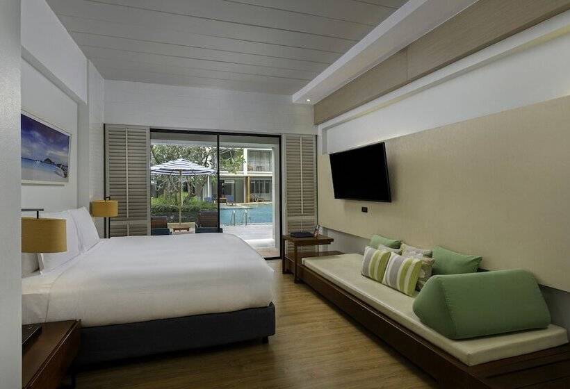디럭스 룸, Doubletree By Hilton Phuket Banthai Resort