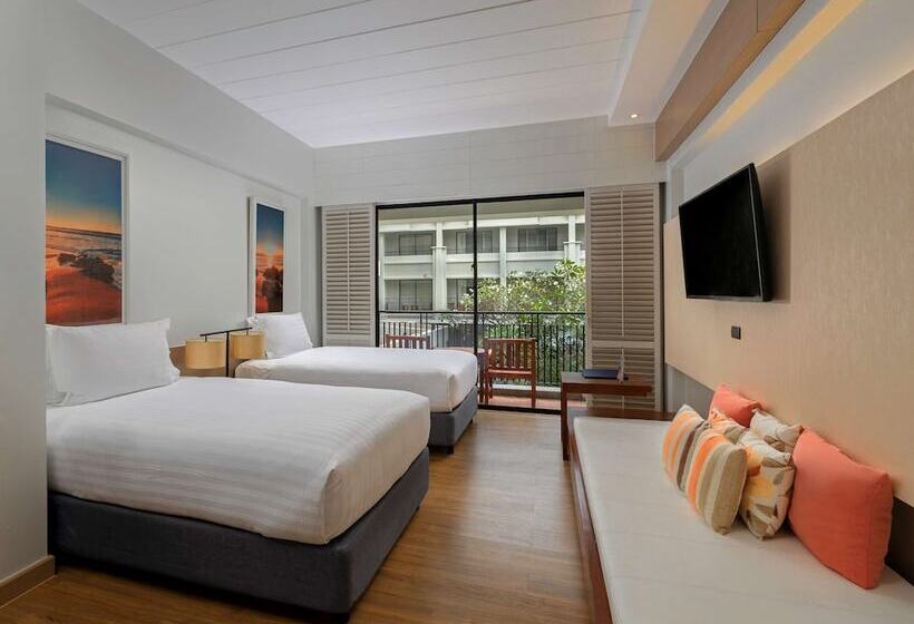 발코니 디럭스 룸, Doubletree By Hilton Phuket Banthai Resort