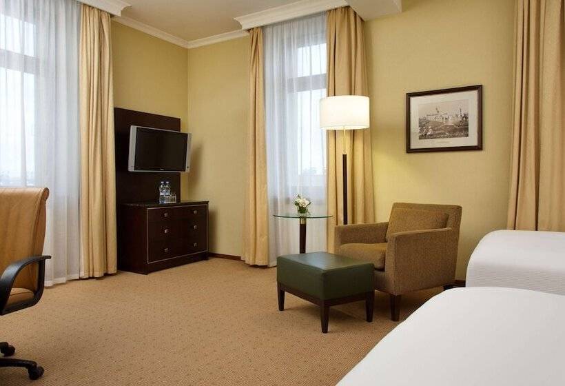 Номер Executive, Hilton Moscow Leningradskaya