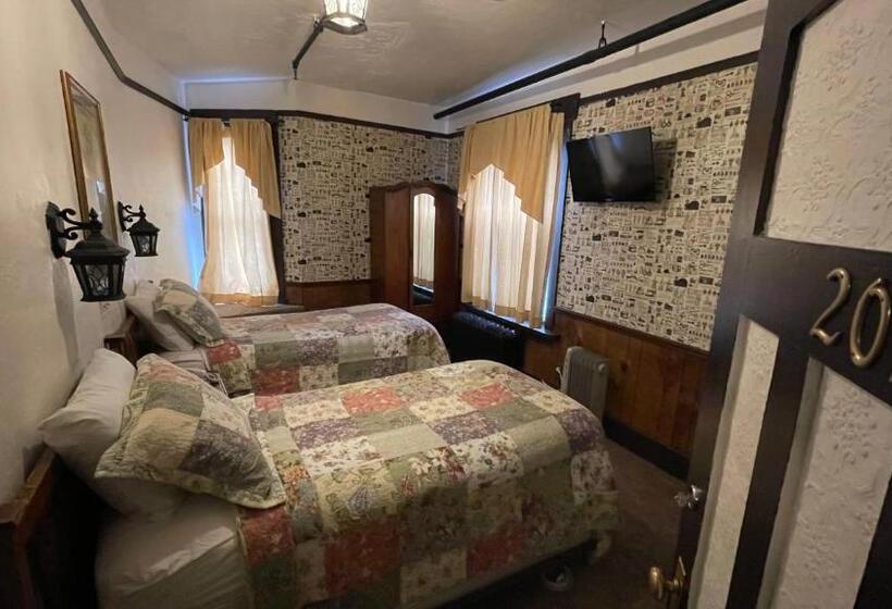Номер Economy, Alaskan Hotel And Bar
