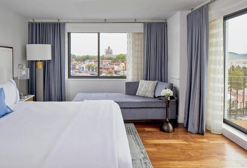 带大床的标准间, Annapolis Waterfront Hotel, Autograph Collection