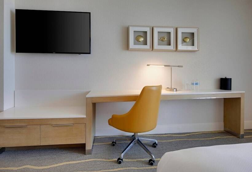 스탠다드 룸 더블 침대 2개, Delta Hotels By Marriott Daytona Beach Oceanfront