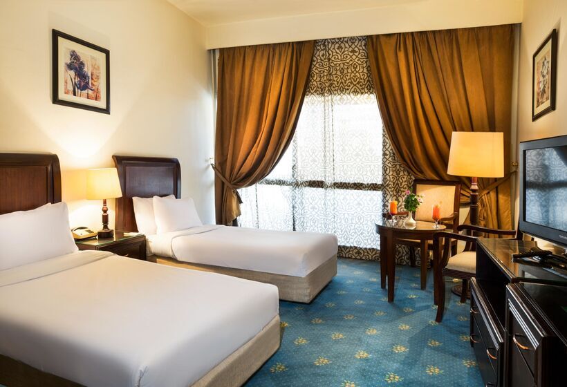 اتاق استاندارد یک تخته با چشم‌انداز شهر, Pyramisa Hotel Luxor