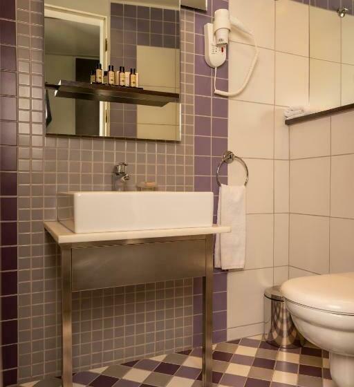 ファミリールーム, The Marmara Pera