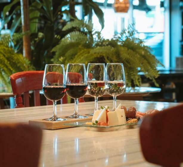 クラブルーム, The Marmara Pera