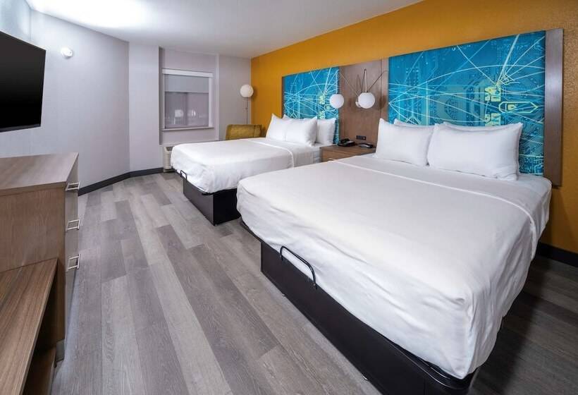 Люкс, Best Western Plus Raleigh Crabtree Valley
