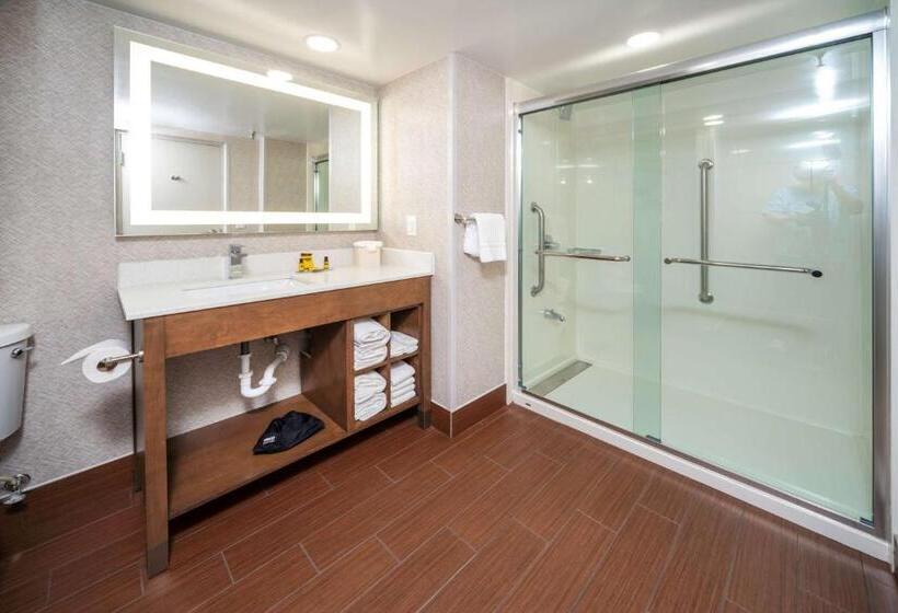 Стандартный Номер Кровать Кинг, Best Western Plus Raleigh Crabtree Valley