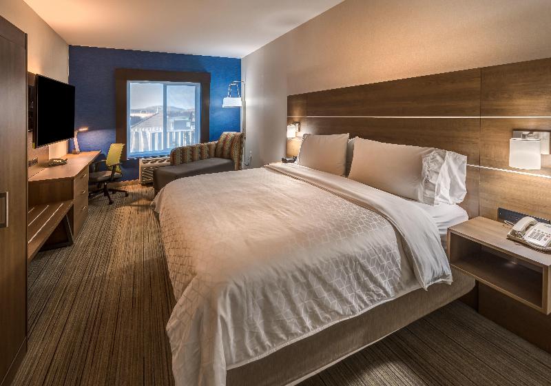 스탠다드 룸 킹사이즈 침대, Clarion Pointe Rhinelander Downtown