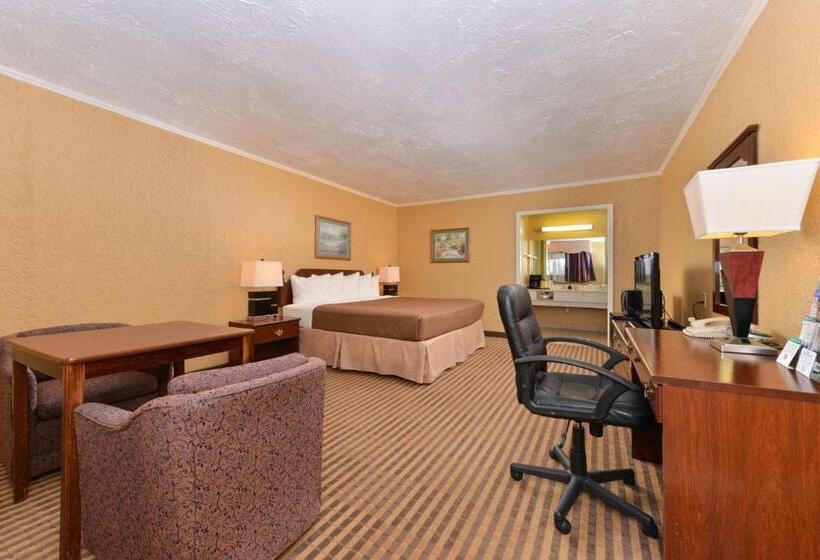 Номер Deluxe Кровать Кинг, Executive Plus Inn And Suites