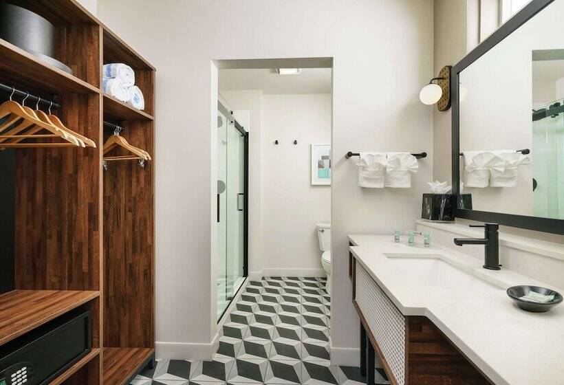 חדר סטנדרט מיטה זוגית, Hampton Inn Key West Fl