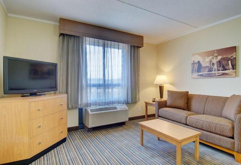 带大床的套房, Best Western Royal Plaza Hotel And Trade Center