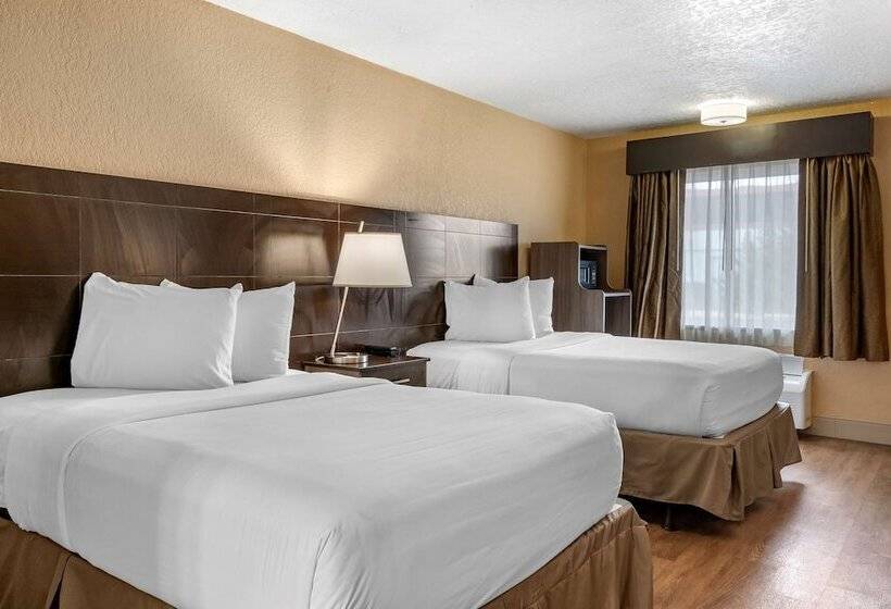 Номер Стандарт 2 Двуспальные Кровати, Best Western Space Shuttle Inn