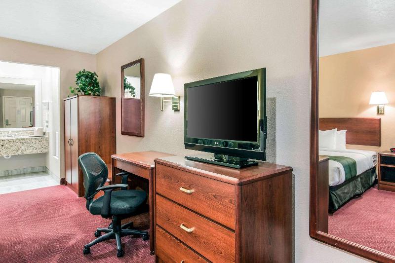 اتاق استاندارد با تخت بزرگ, Quality Inn Cedar City   University Area