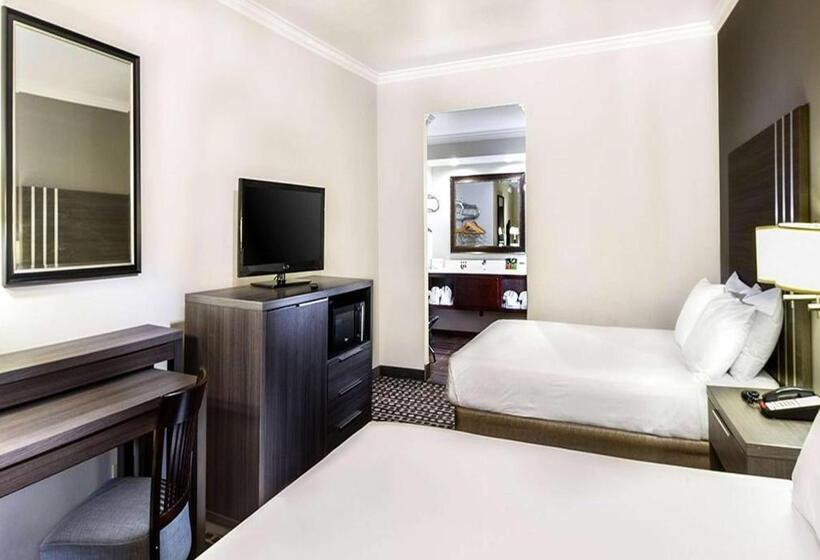 Номер Стандарт, Travelodge By Wyndham Commerce Los Angeles Area