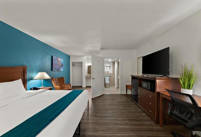Номер Стандарт Адаптированный для Инвалидов, Paddletail Waterfront Lodge, Trademark Collection By Wyndham
