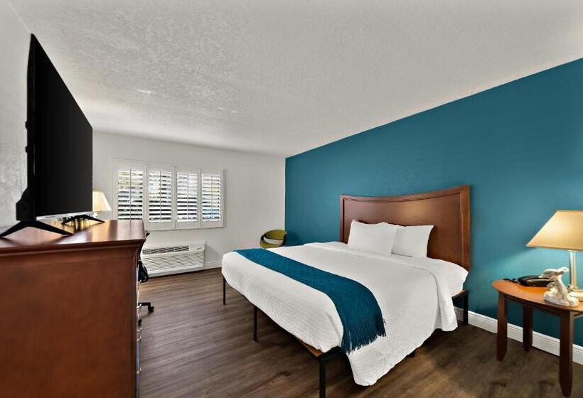 Номер Премиум, Paddletail Waterfront Lodge, Trademark Collection By Wyndham