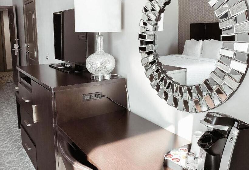 Suite King Size Seng, Crowne Plaza Chicago Sw   Burr Ridge, An Ihg