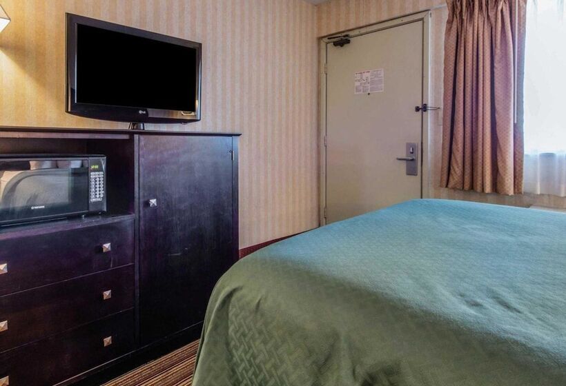 Номер Стандарт 2 Двуспальные Кровати, Quality Inn Barkeyville