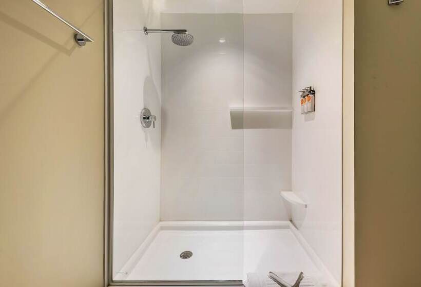스탠다드 룸 더블 침대 2개, Upvalley Inn & Hot Springs, Ascend Hotel Collection