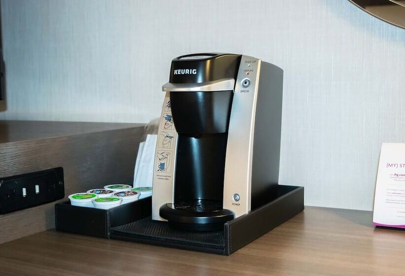 חדר סטנדרט, Crowne Plaza Albany  The Desmond