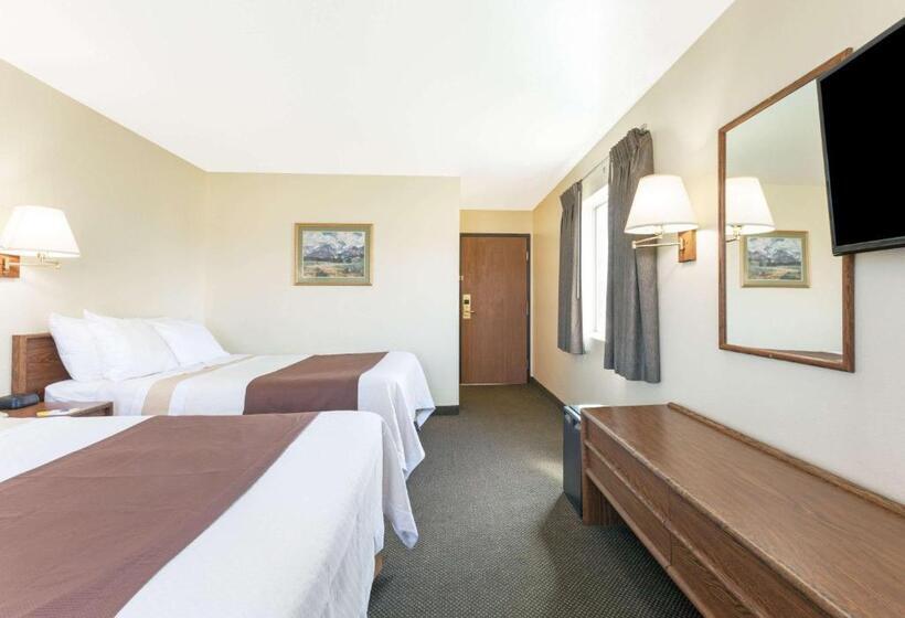 Номер Стандарт, Days Inn By Wyndham Missoula Airport