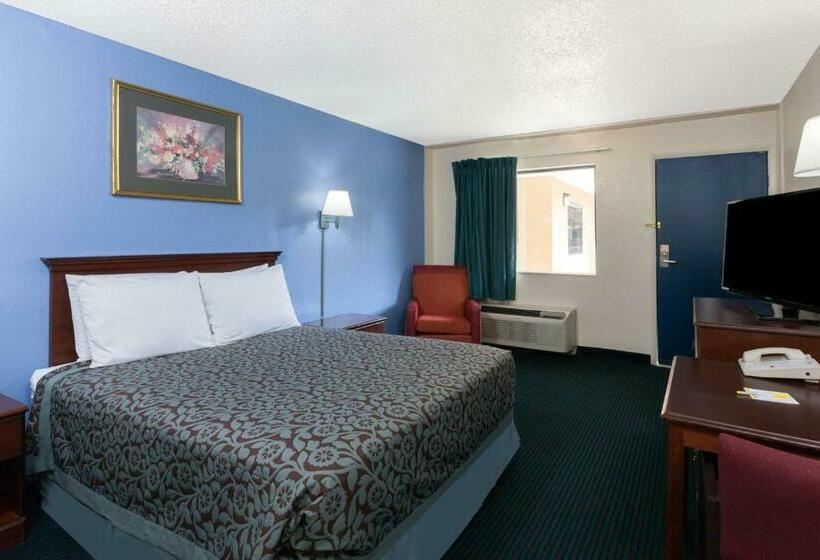 キングサイズベッドのスタンダードルーム, Days Inn By Wyndham Oklahoma City Fairground