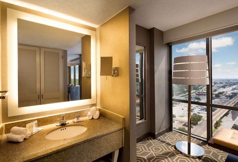 ジュニアスイート, Doubletree By Hilton Dallascampbell Centre