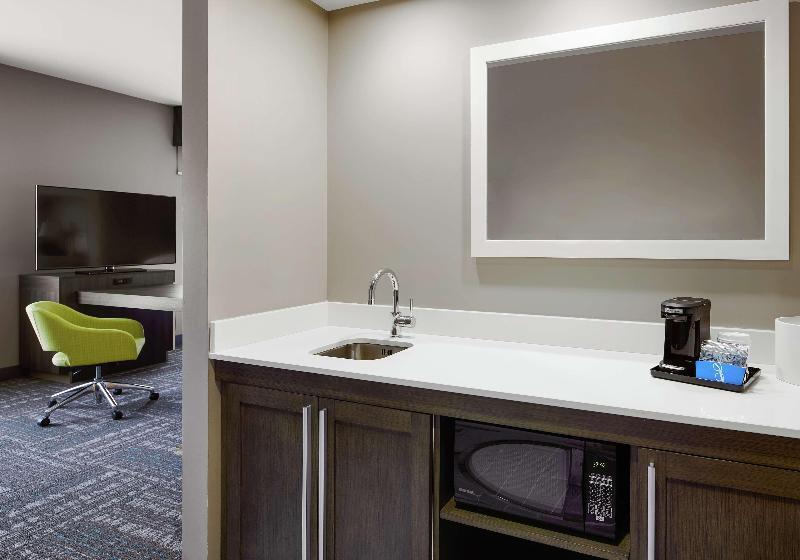 Стандартный Номер Кровать Кинг, Doubletree By Hilton Tulsa   Warren Place