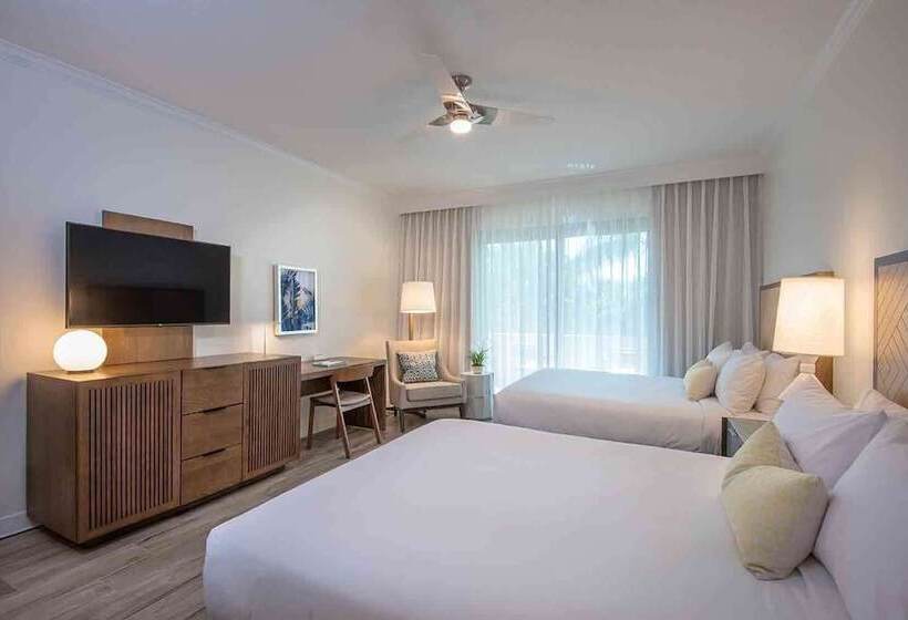 חדר משפחתי, Hawks Cay Resort