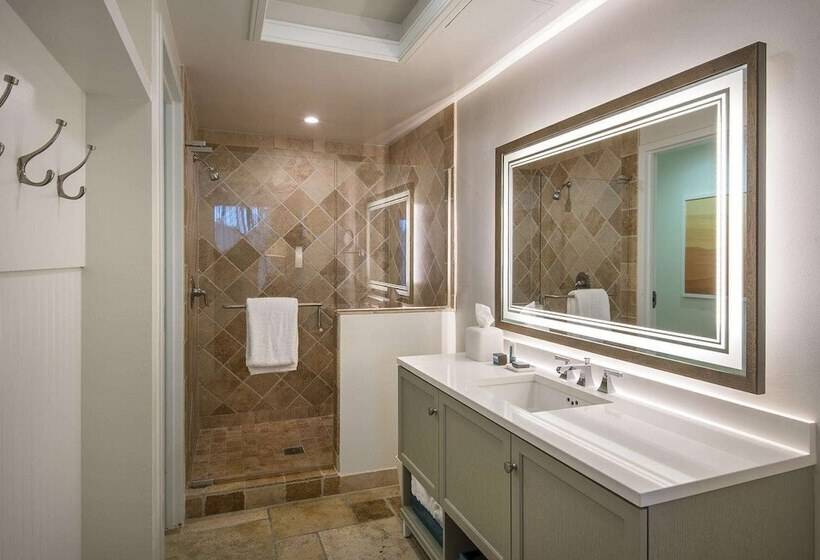 חדר סטנדרט, Hawks Cay Resort