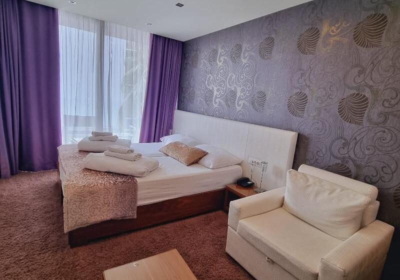 장애인을 위한 스위트, Best Western Plus Wine Country Inn & Suites
