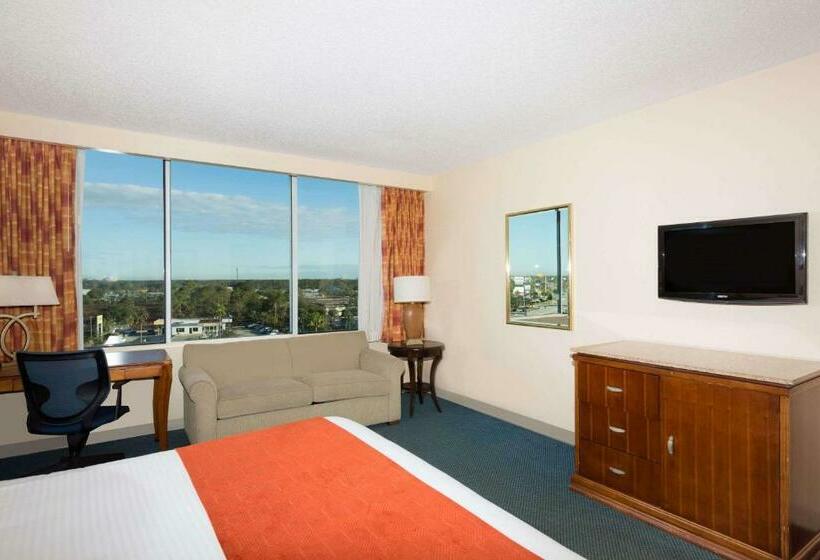 חדר דחוקס עם מיטת קינג, Ramada By Wyndham Kissimmee Gateway   Free Theme Park Shuttle