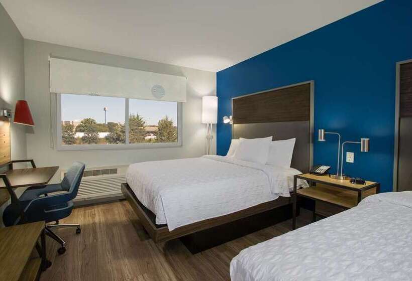 Номер Стандартный Кровать Куин, The Singer Oceanfront Resort, Curio Collection By Hilton