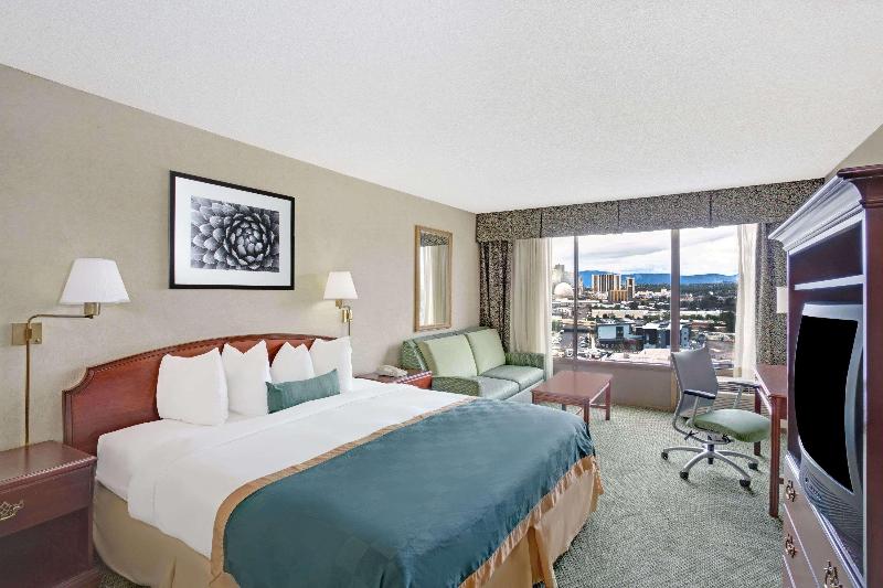 스탠다드 룸 킹사이즈 침대, Ramada By Wyndham Reno Hotel & Casino
