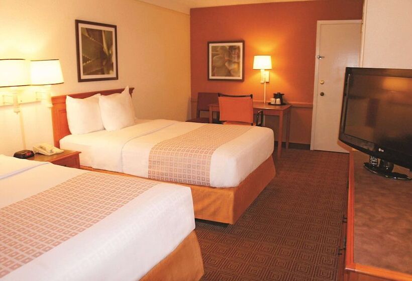 スイート, Baymont By Wyndham San Antonio South Park