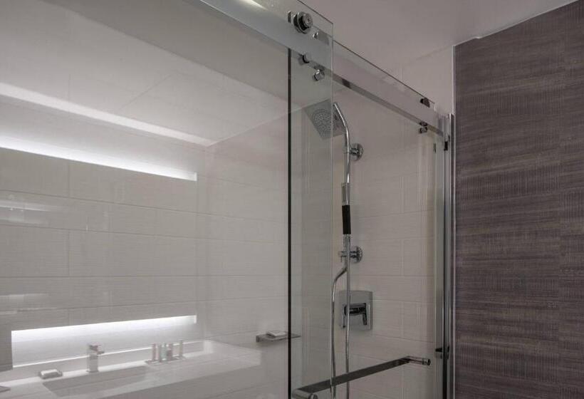 Номер Стандарт, Tysons Corner Marriott