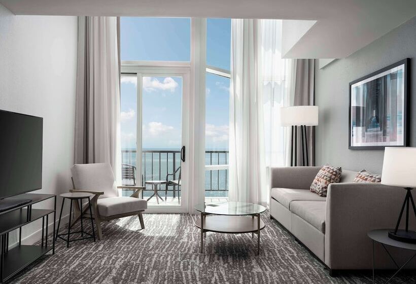 キングサイズベッドのスイートルーム, Hilton Myrtle Beach Resort