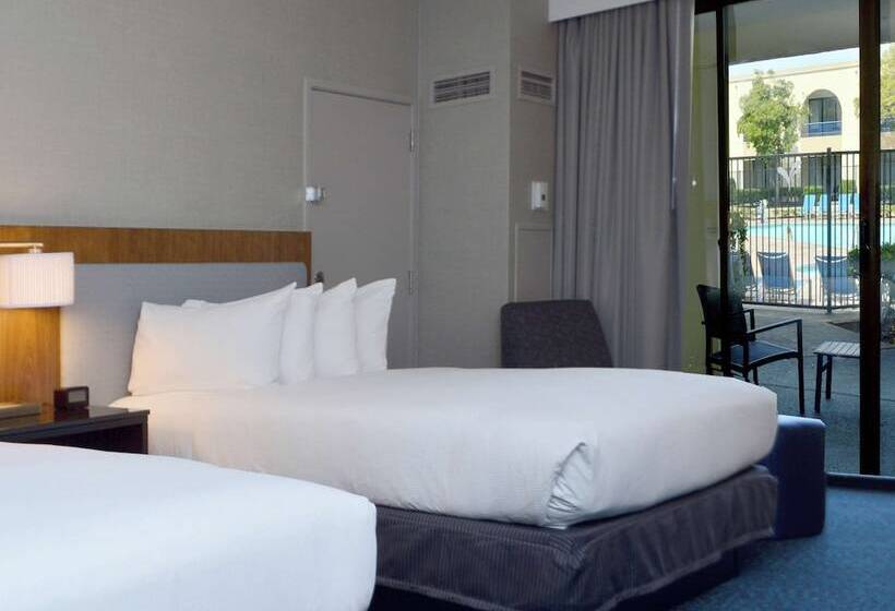 Standard-huone 2 Parivuodetta, Doubletree By Hilton Newarkfremont